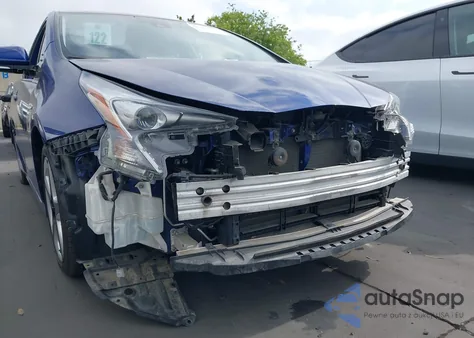 2016 Toyota Prius Four Touring z USA, uszkodzony, nr VIN JTDKARFUXG3524446